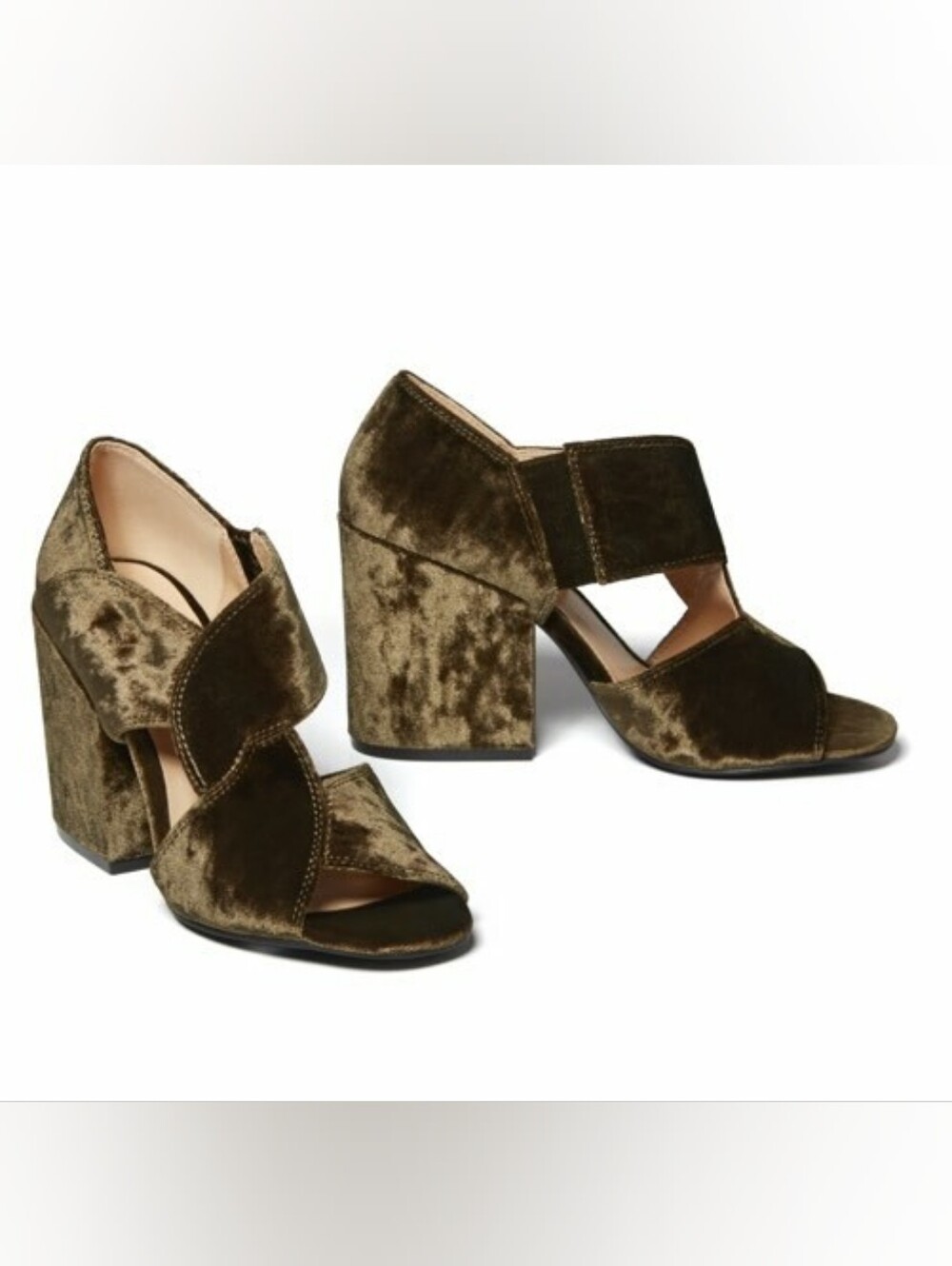 Cabi Interlock Moss Green Crushed Velvet Block Heels** Size 7